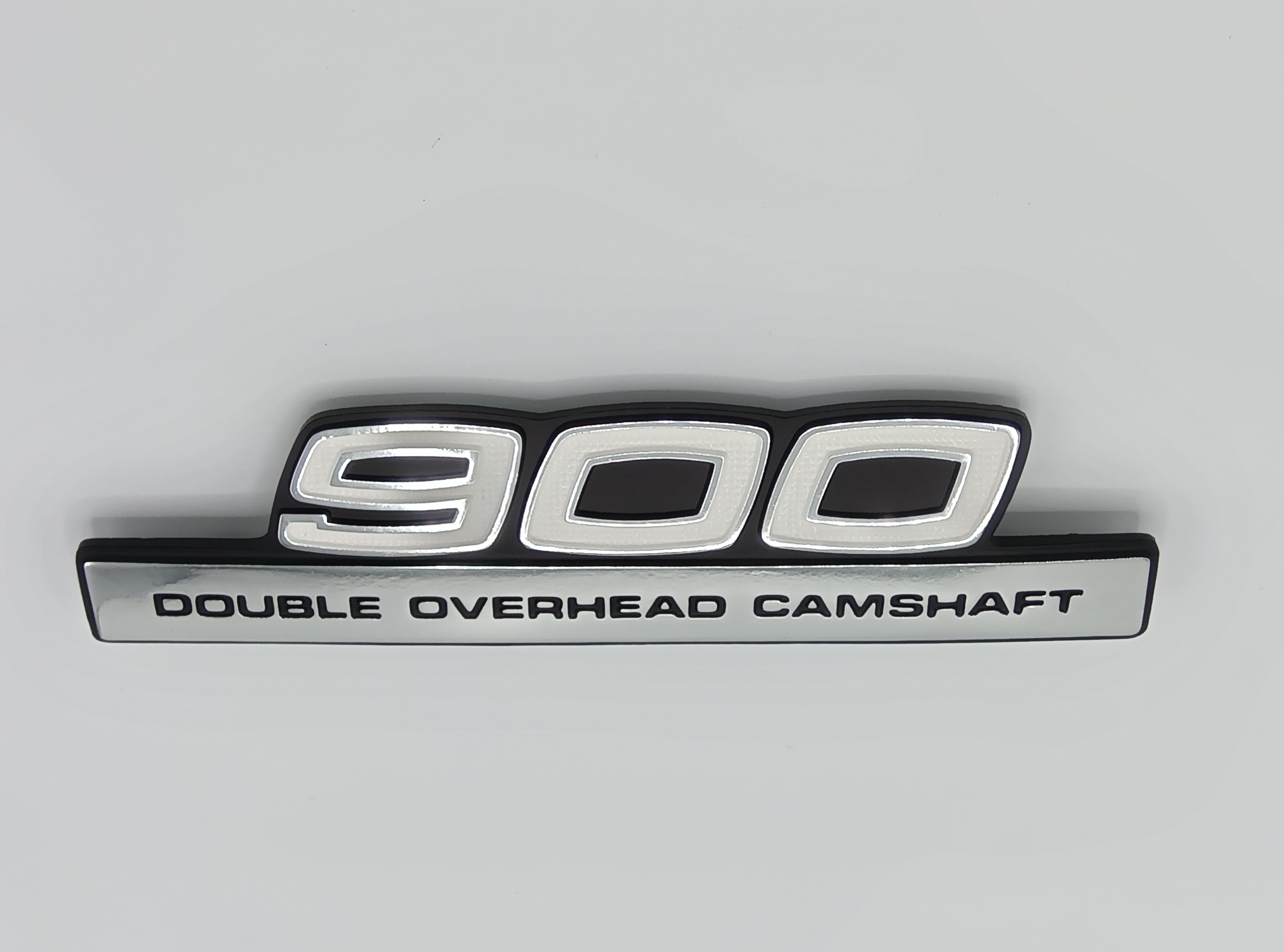 1975年 Z1 SIDE COVER EMBLEM "900 DOUBLE OVERHEAD CAMSHAFT"